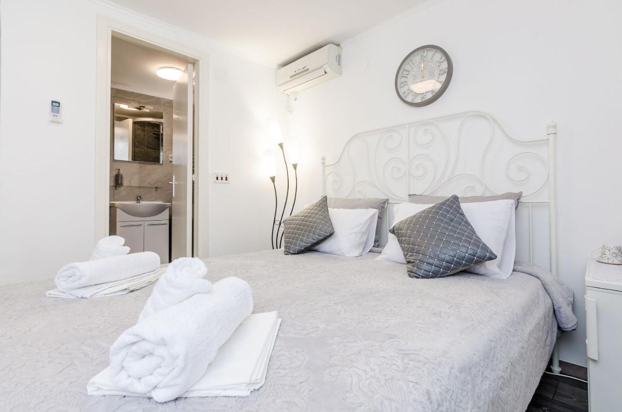 Note Bene Rooms Ragusa Esterno foto