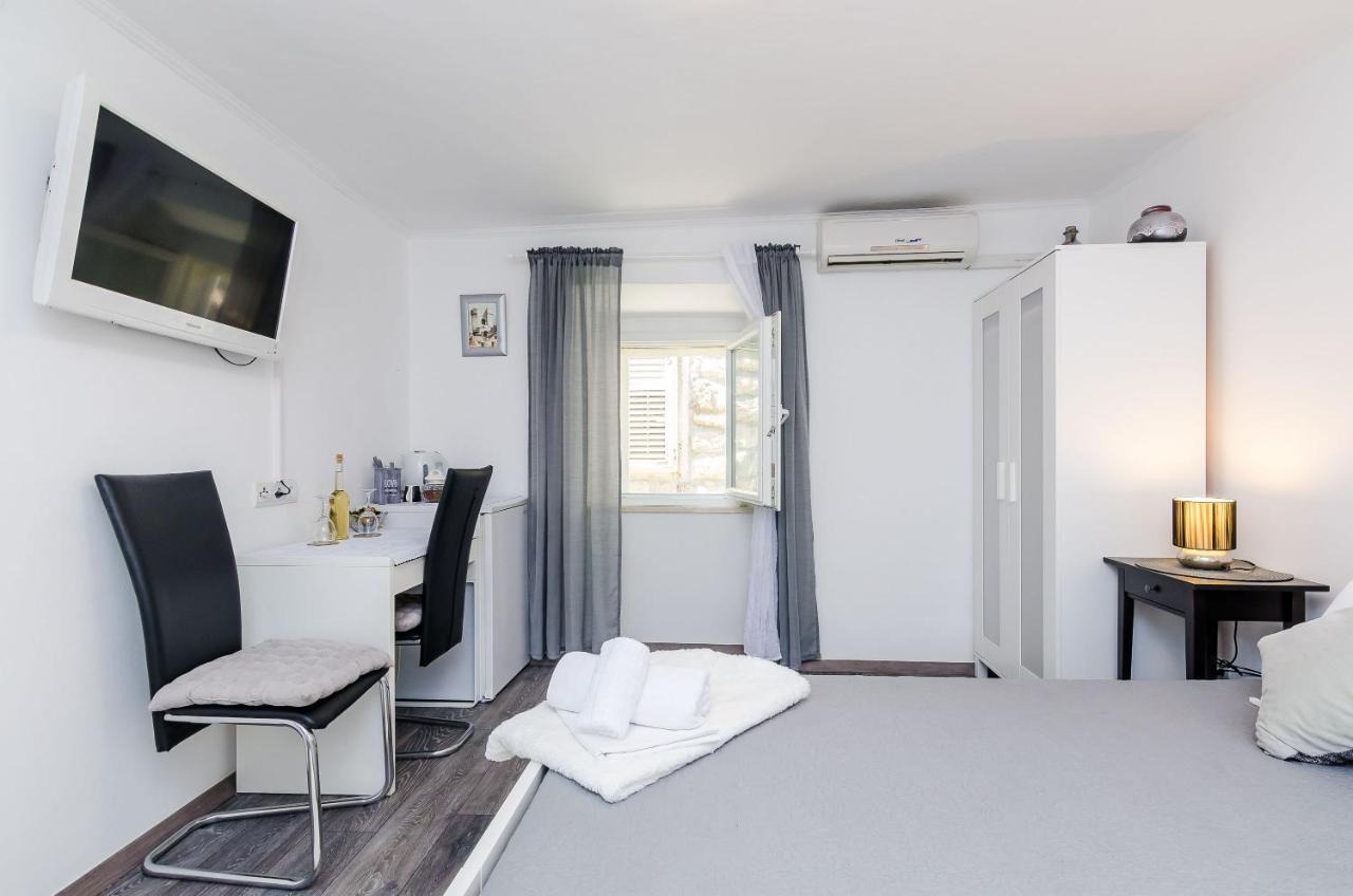 Note Bene Rooms Ragusa Esterno foto